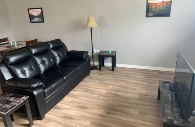 Large 3 Bed Furnished Crew/Family Suite