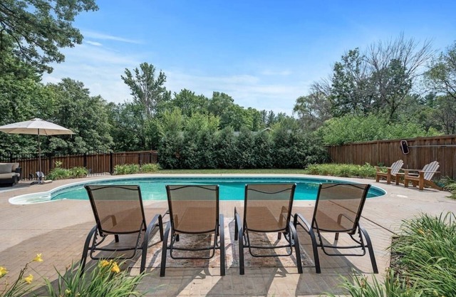 Large 6-Bedroom Heated Pool - Private Chef