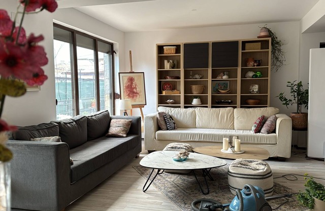 Large Apartment Near Kazanlak Center