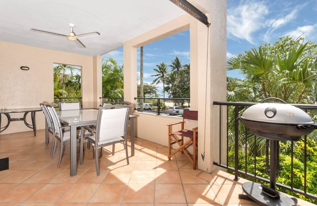 Large Beachfront Apartment