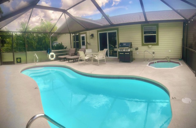 Large Breed Dog-Friendly Home with Private Heated Pool & Hot Tub