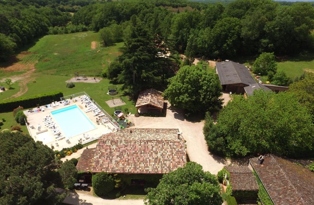 Large family cottage in Holiday Resort 4* swimming pool, spa, tennis, games, bar