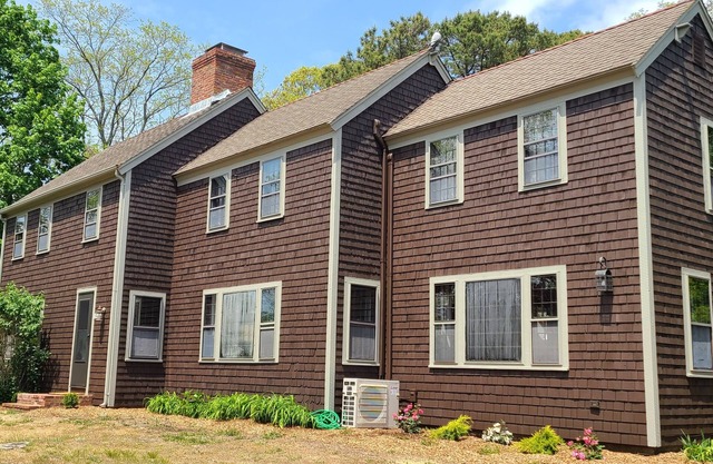 Large Family Home 500 Yards From Herring Pond