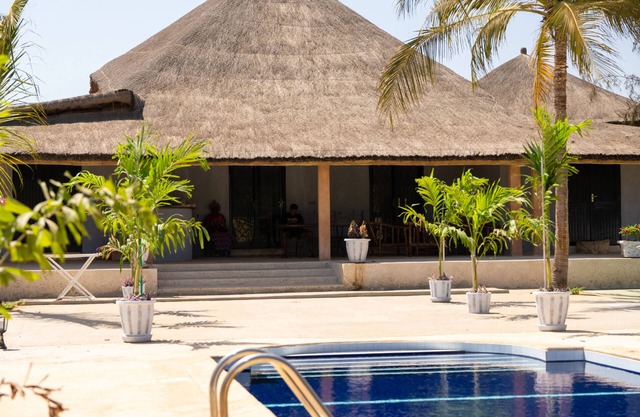 Large Family Villa With Private Pool and Sports Courts