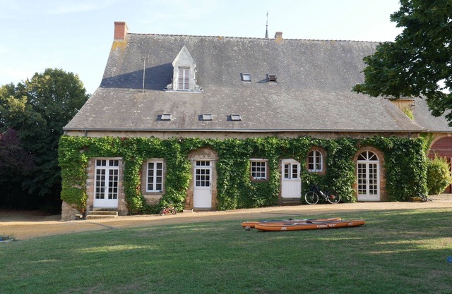 Large gîte Parcé-Sur-Sarthe (30 beds)- 2h15 Paris