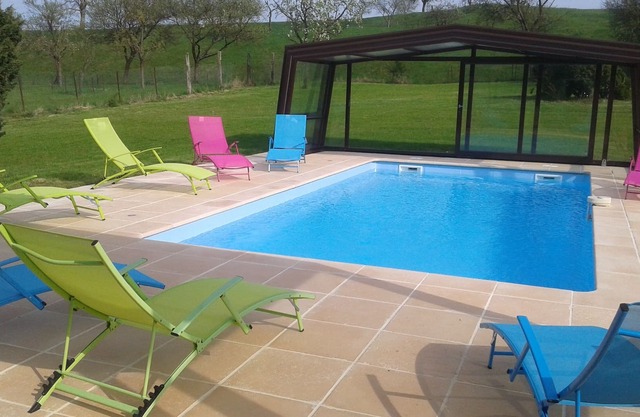 Large holiday home with heated indoor pool, 12 people
