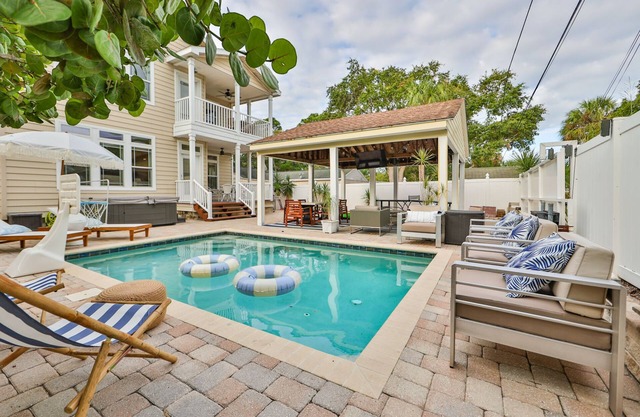 Large home with heated pool, hot tub, outdoor games