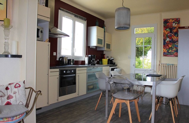 Large house for 8 persons, St Hilaire de Riez