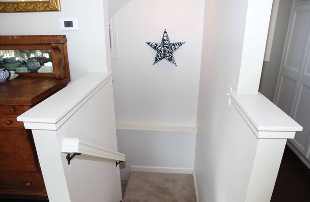 Large, Private & Modern 12 acre estate w/Hi-speed Internet