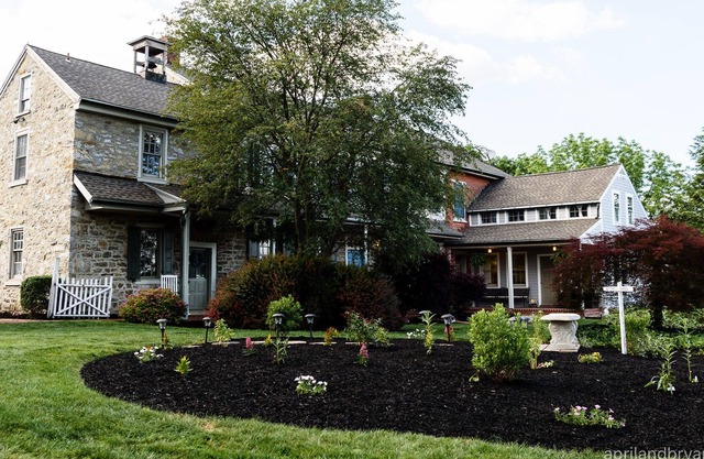 Large Stone Farm House With Beautiful In-Ground Pool Across from Nook Sports