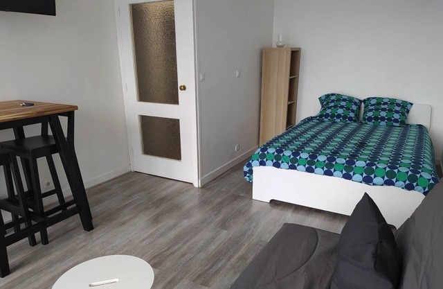Large studio with panoramic view, fiber connection, near university campus