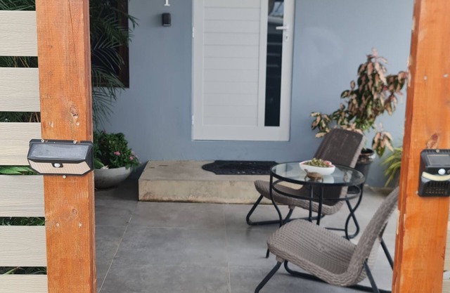 Large Studio #1, 5 min to Eagle Beach