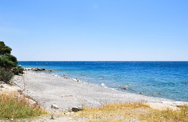 Large vacation home with plenty of space for the whole family and a fantastic view of the sea.