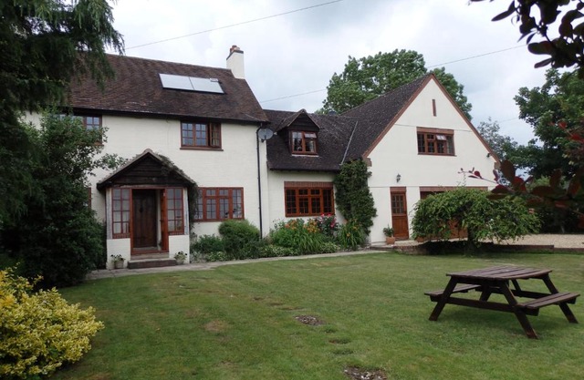 Larkrise Cottage Bed And Breakfast