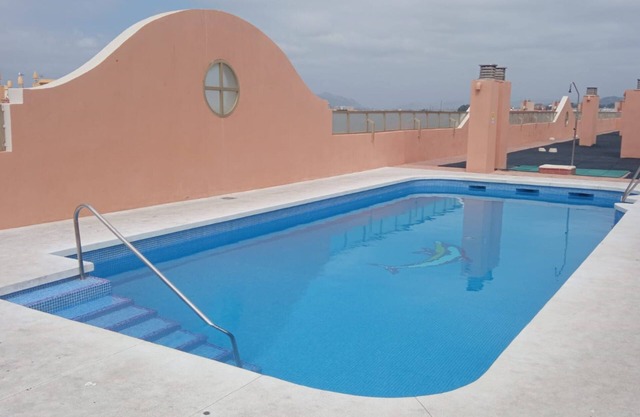 LAS CANDELAS - Nice apartment with shared pool and close to the beach.