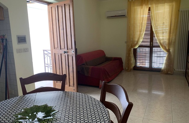 Last minute, Calabria! 5 minutes by car from the sea, 10 from Soverato.
