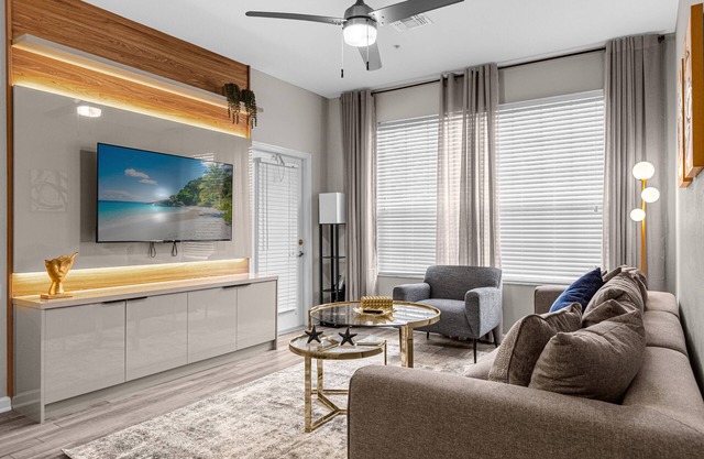 Last Minute Disney Getaway! Luxury Condo with Private Balcony. Book Now! #89639