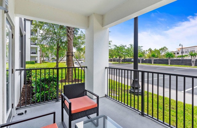 Last Minute Disney Getaway! Luxury Condo with Private Balcony. Book Now! #93997