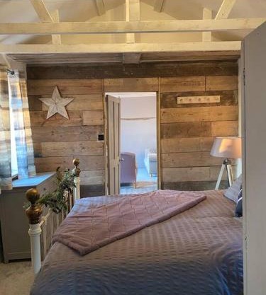 Lavender lodge