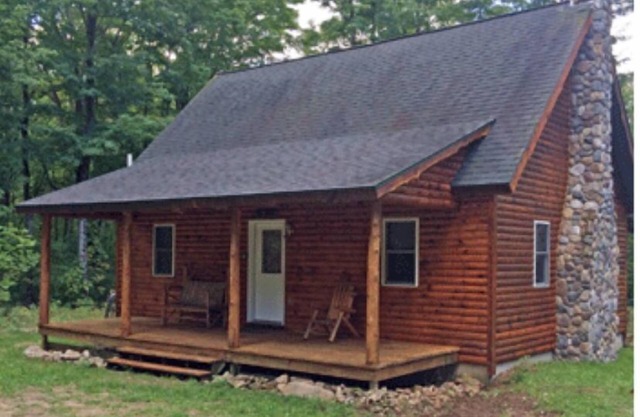 Lazy Cedars Log Cabin - Centrally located