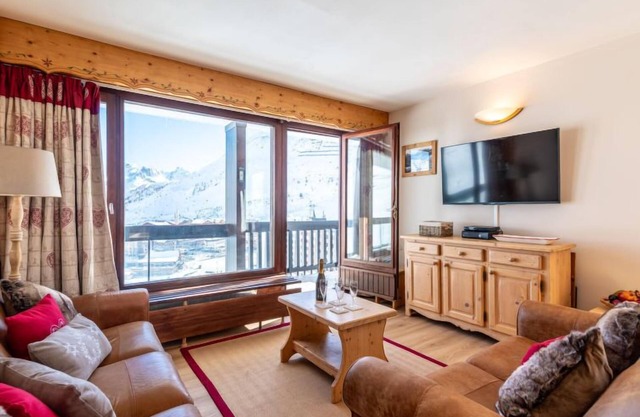 Le Bec Rouge (Le Lac) by Interhome