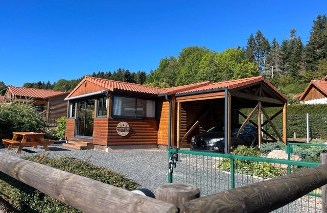 Le Chalet de la Folie : Tranquillité Assurée en Lisière de Forêt!
