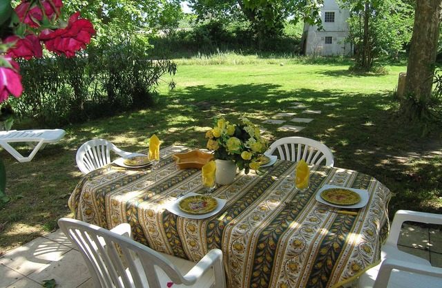 LE CHIPOT character gite in an authentic Camargue farmhouse