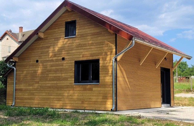 Le Coin de Pêche Chalet à 300m du lac de Vouglans