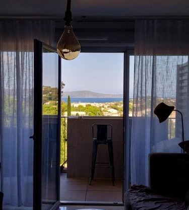 Le CosY Appart 43M2 Clim Vue Mer Golfe de Saint Tropez