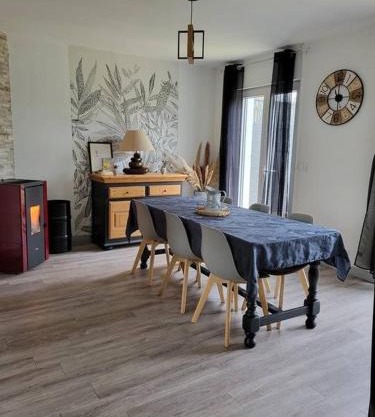 Le gite d 'Amélie maison rénovée 6 couchages 2 salles de bains