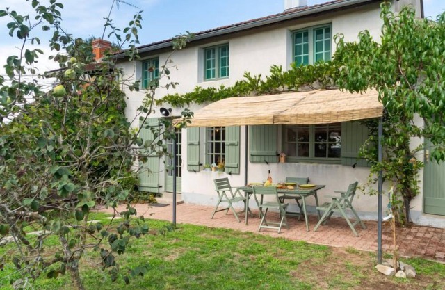 Le Glaude by Interhome