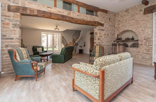 Le Grand Pressoir - Grande maison avec jardin