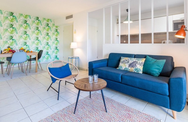 Le Pharo - Two Bedroom Apartment, Sleeps 4
