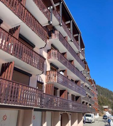 Le pied des pistes, studio 5 pers, balcon sud est, vue sur les montagnes
