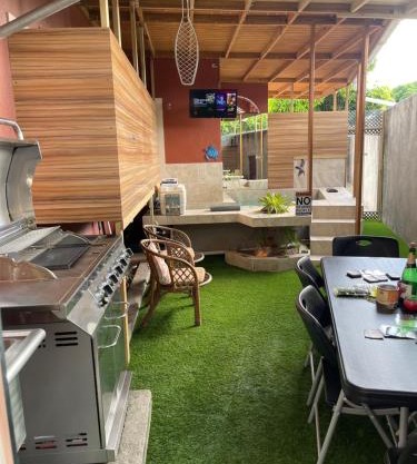 Le Quad - One Bedroom & Studio Apt - Private, Spacious & Secured