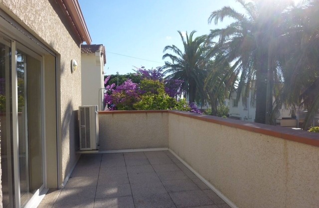 Le racou Housing of 112 m² at 80 meters from the beach
