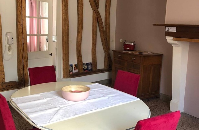 Le Rameau 4 room ground floor apartment Sainte Ménéhould town center Marne