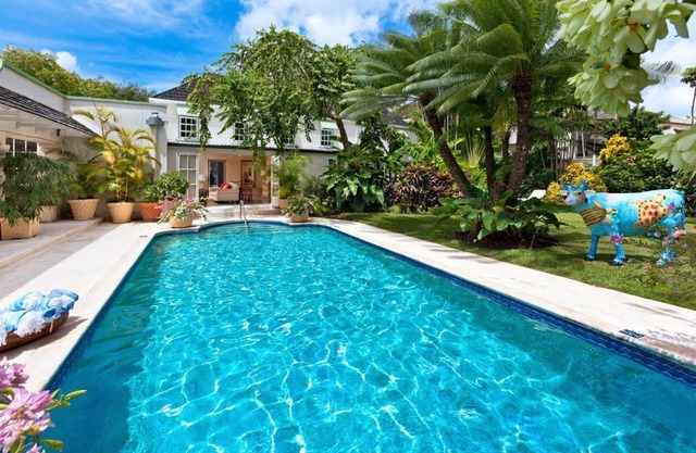 Leamington House - Five Bedroom Villa, Sleeps 10