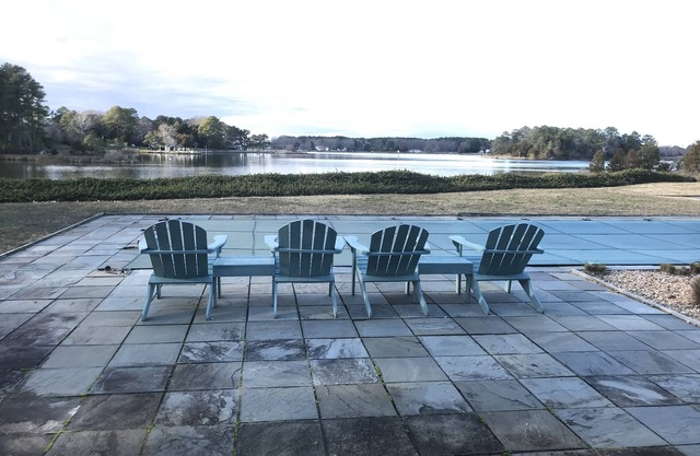 Leatherbury Point Bed and Breakfast