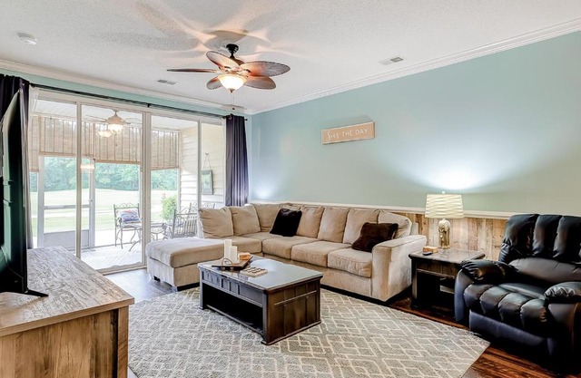 Legends Resort - Montrose Ln - C
