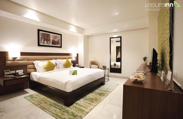 Leisure Inn Grand Chanakya