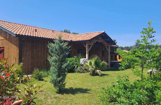 Les Bord'Océanes Villa Marensine * sauna and private spa