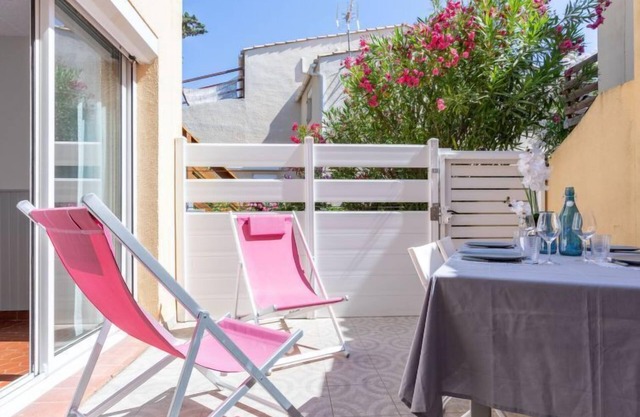 Les Cabestans 1,2,3 by Interhome