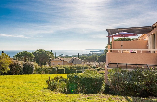 Les Coteaux de la Nartelle by Interhome