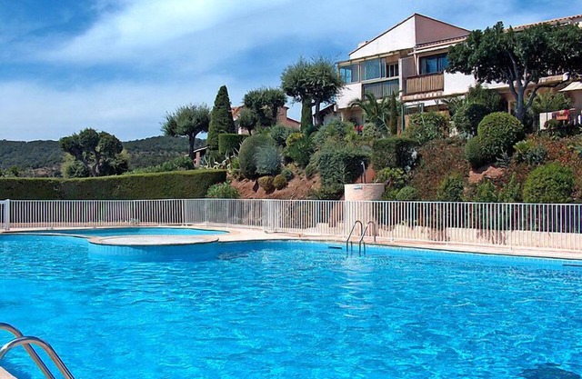 Les Emeraudes by Interhome