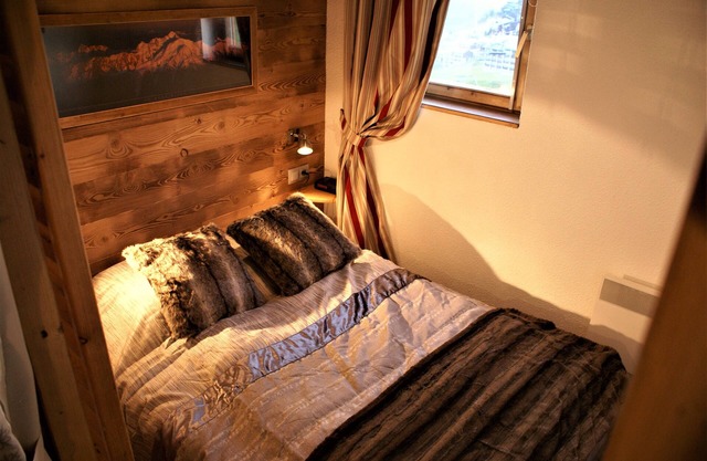 LES MÉNUIRES, 2 rooms*, 4 pers, at the foot of the slopes