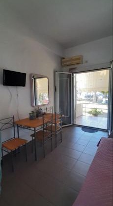 Leylandi rooms