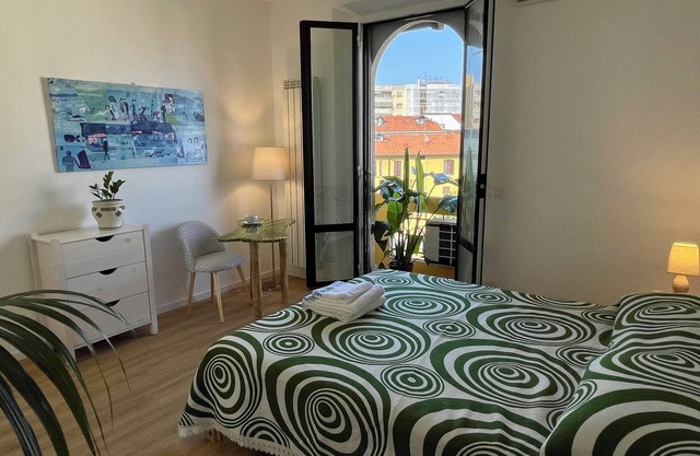 Liberty apartment in Milan