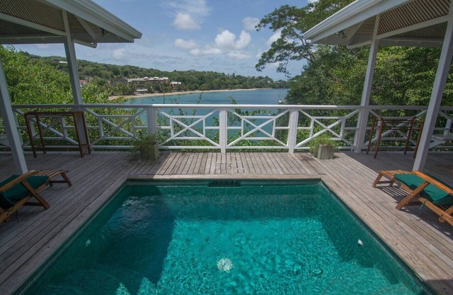 Licorish by the Sea is splendidly set and secure!