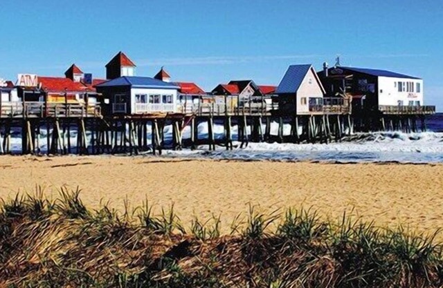 Lido Deck on 1st floor - Easy Access, Close to Beach and Pier